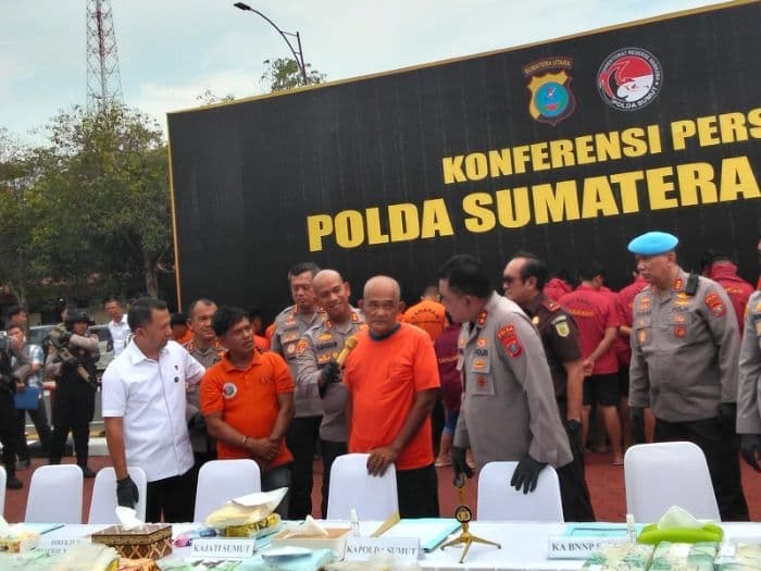 bandar_sabu_mengaku_ke_kapolda_sumut_untung_sehari_rp14_juta