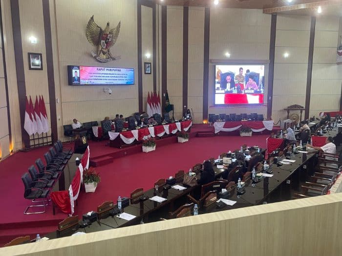 kewenangan_berubah_rapat_tatib_dprd_medan_dipenuhi_interupsi_