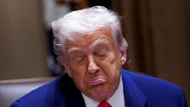 presiden_trump_beri_peringatan_tak_ada_negara_yang_lolos_dari_jerat_tarif_impor_as