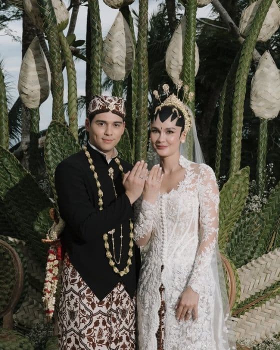 10_artis_ini_menikah_dengan_pria_lebih_muda_siapa_saja