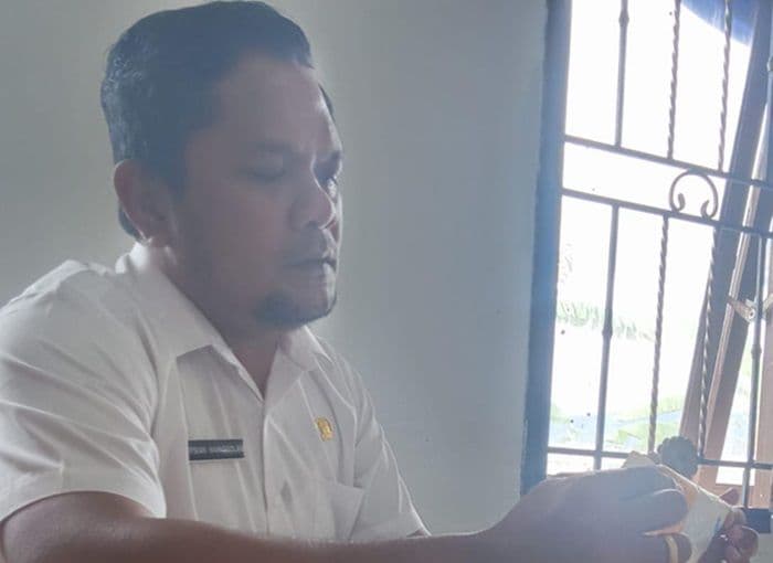 warga_huta_bolon_parbaba_samosir_laporkan_dugaan_penyimpangan_dana_desa