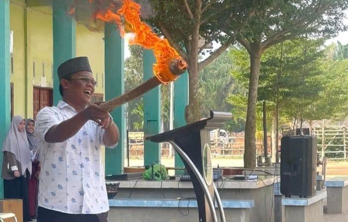 jelang_libur_kenaikan_kelas_pesantren_tahfiz_azhar_center_gelar_porseni_