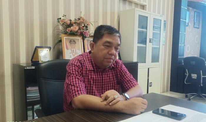 pemkab_labura_fokuskan_pengerasan_jalan_dan_penataan_alunalun_jelang_hut_ke17