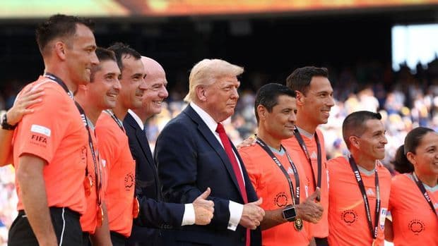 trump_saksikan_final_piala_dunia_antarklub_2025_jumpa_wasit_iran