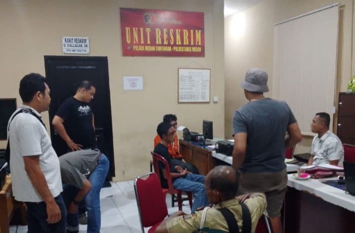 dua_pelaku_curanmor_di_batang_kuis_masuk_daftar_to_polisi_motornya_dibakar_massa