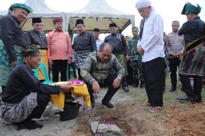 mabmi_bangun_rumah_balai_adat_melayu_di_asahan