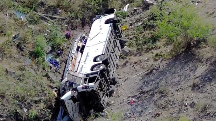 bus_terguling_di_afrika_selatan_40_tewas_termasuk_bayi_10_bulan