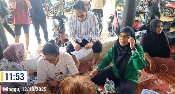 dinkes_medan_kirim_tim_medis_ke_posko_pengungsian_banjir