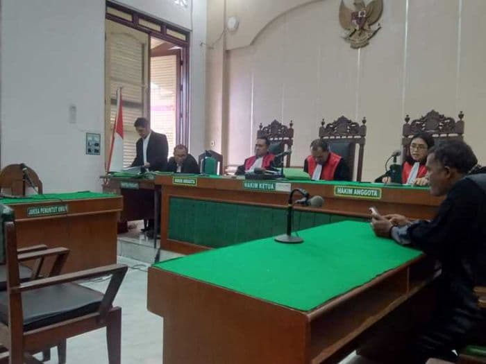 hakim_pn_medan_tunda_putusan_irt_asal_langkat_dalam_kasus_tppo_ke_malaysia