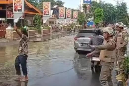 kawasan_usu_masih_banjir_meski_ada_kolam_retensi_sdabmbk_medan_beberkan_penyebabnya