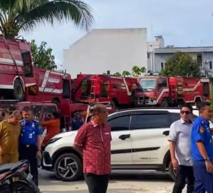 pansus_dprd_medan_minta_bkad_lelang_rongsokan_mobil_damkar