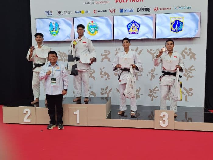 raih_emas_perdana_dari_cabor_judo_sumut_bertengger_di_enam_besar_pon_beladiri_ii