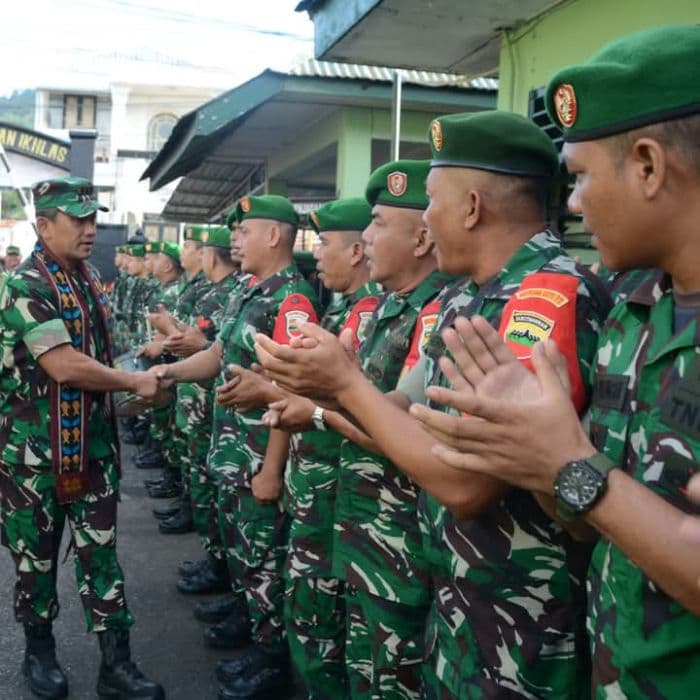 danrem_023ks_kunker_ke_kodim_0211tt_prajurit_harus_tanggap_menghadapi_permasalahan
