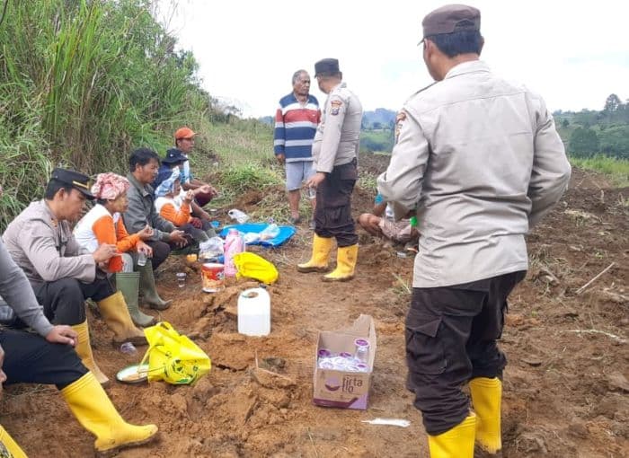 polres_toba_motivasi_masyarakat_untuk_ketahanan_pangan