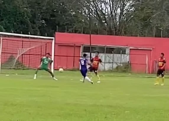 liga_4_zona_sumut_victory_dairi_raih_poin_dari_gumarang_fc_