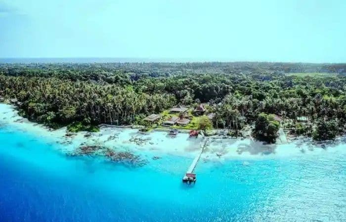 pulau_nias_berpotensi_dilanda_hujan_lebat_disertai_petir_dan_angin_kencang