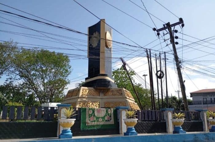 logo_adipura_di_lubuk_pakam_kembali_hilang_sudah_tiga_kali_dicuri