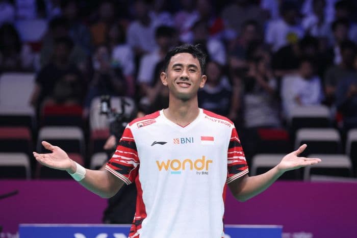 debut_manis_alwi_farhan_di_japan_open_2025_lolos_ke_babak_16_besar