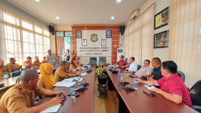 kecamatan_nunggak_retribusi_sampah_rp18_miliar_dewan_minta_pemko_medan_tegas_menagihnya