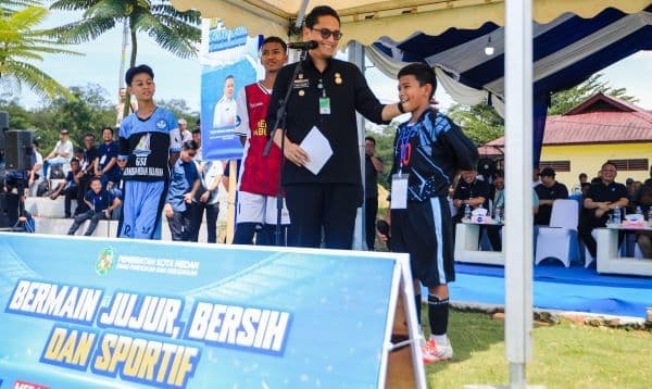 21_tim_bertanding_dalam_turnamen_gsi_2025_perebutkan_piala_wali_kota_medan