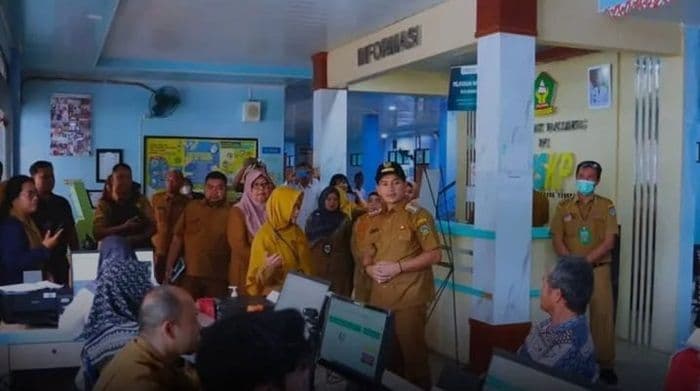 wali_kota_tebing_tinggi_sidak_rsud_kumpulan_pane_dorong_pembenahan_fasilitas_dan_pelayanan