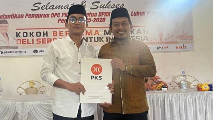 adha_pramana_putra_dilantik_jadi_ketua_dpra_pks_lubuk_pakam_iii