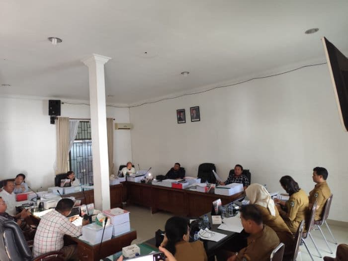 banyak_rumah_tangga_di_siantar_hidup_di_tempat_kumuh