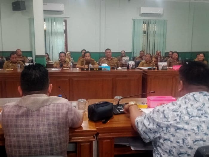 usul_ke_dprd_siantar_camat_minta_operator_ikd_di_setiap_kecamatan