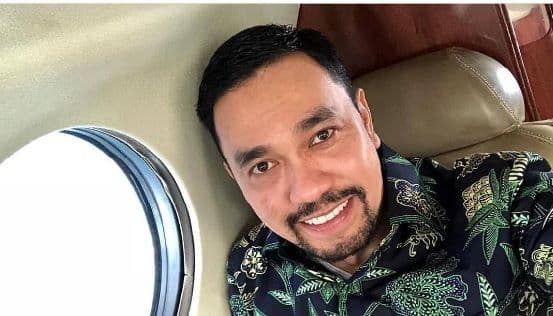 ahmad_sahroni_raih_gelar_doktor_ilmu_hukum_muncul_usai_penjarahan_rumah