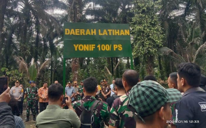 pangdam_ibb_dan_wakapolda_sumut_ubah_sarang_narkoba_jadi_area_latihan_tni_