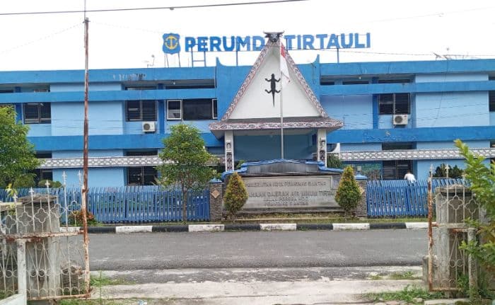 syaiful_amin_lubis_diberhentikan_pemko_siantar_bakal_seleksi_ulang_dewas_perumda_tirta_uli