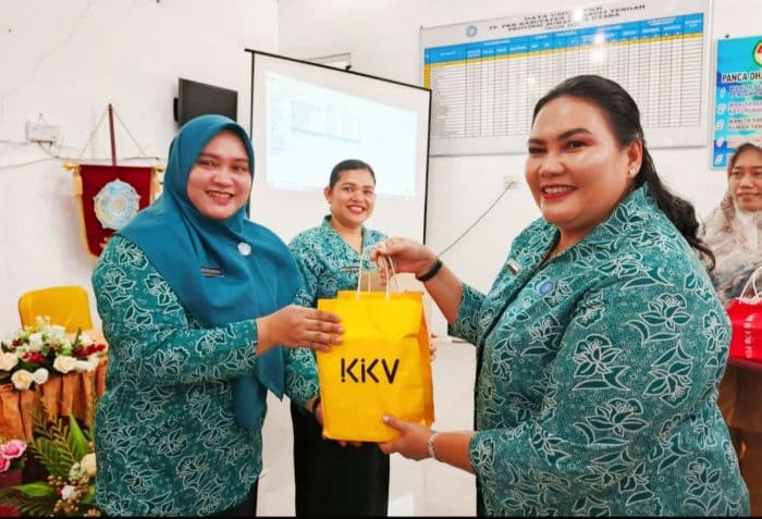 ketua_pkk_tapteng_ajak_kader_sosialisasikan_pola_makan_b2sa