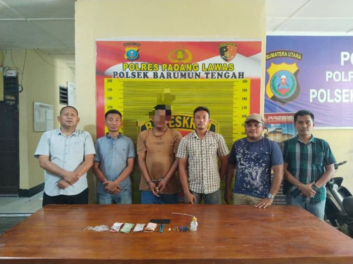 polsek_barteng_tangkap_petani_di_kebun_sawit_palas_