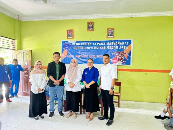 cegah_tawuran_pelajar_lewat_pendidikan_agama_dan_ekonomi_mikro