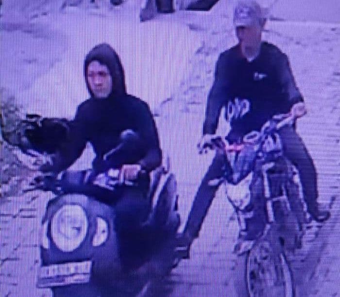 dua_pria_terekam_cctv_curi_sepeda_motor_di_medan_tembung