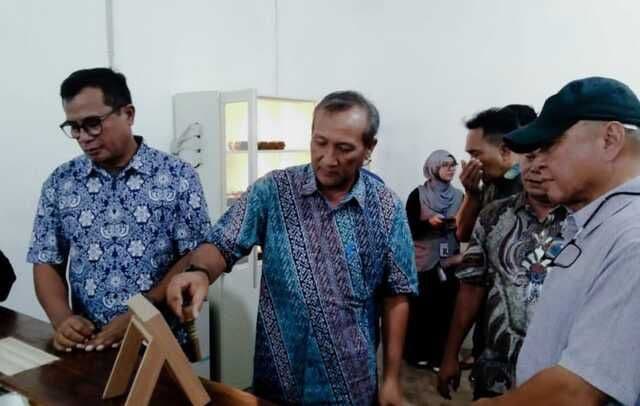 peresmian_pabrik_cerutu_deli_nusantara_produksi_6000_batang_per_tahun