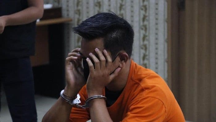 terungkap_ini_motif_pria_nekat_lecehkan_penumpang_abg_di_dalam_pesawat