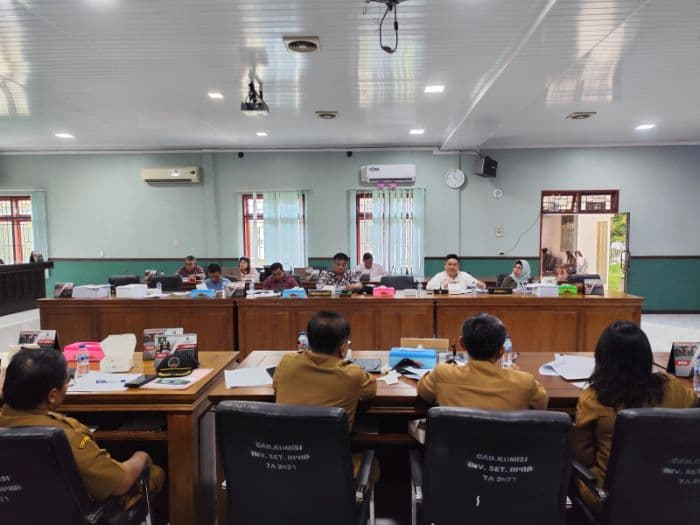 komisi_i_dprd_pertanyakan_ke_dinsos_kelanjutan_program_kota_layak_anak_di_siantar