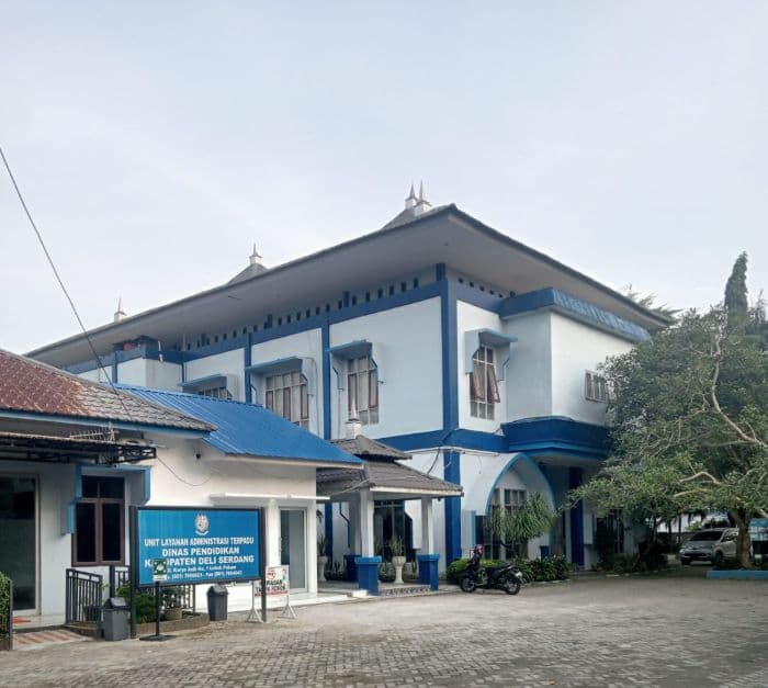 sekolah_di_deli_serdang_keluhkan_pkbm_yang_diduga_ikut_cari_siswa_baru_