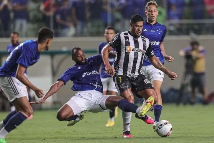 atletico_mg_vs_cruzeiro_berakhir_imbang_11_di_derby_minas_gerais