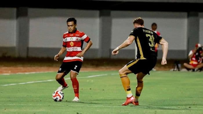dewa_united_fc_vs_madura_united_prediksi_h2h_dan_live_liga_super_16_oktober_2025