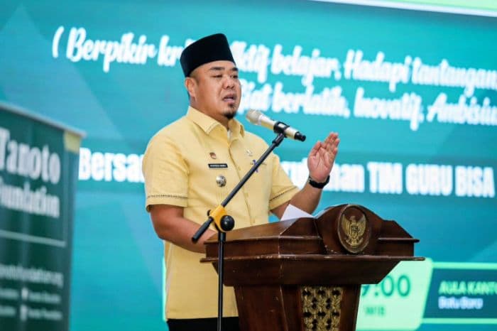 wabup_batu_bara_dorong_guru_tingkatkan_literasi_dan_numerisasi_demi_generasi_emas_2045