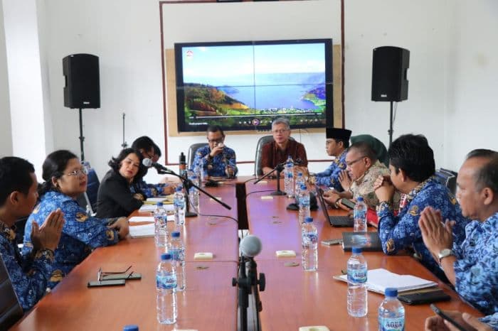 bappenas_dan_pemkab_toba_diskusikan_perpustakaan_berkonsep_menarik