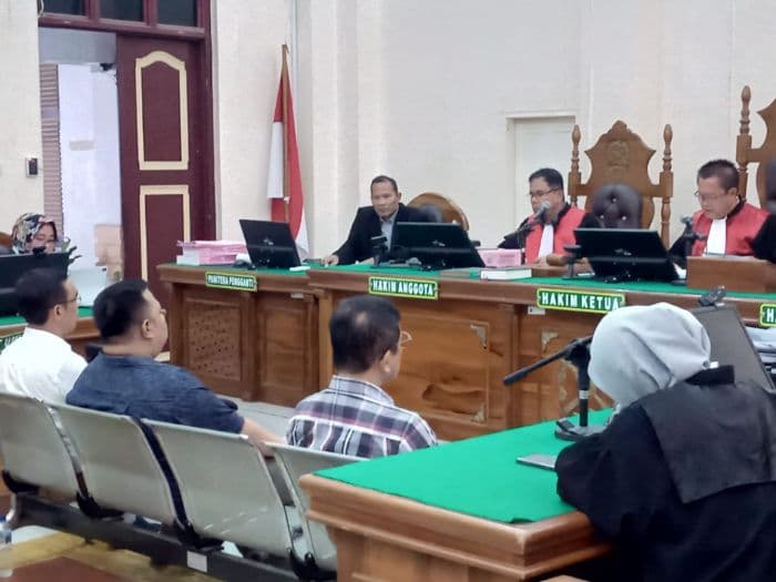 kasus_korupsi_proyek_jalan_rp49_miliar_mantan_kadis_bmbk_sumut_divonis_2_tahun_penjara