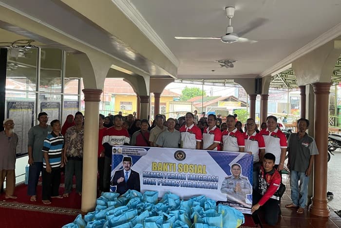 rutan_medan_salurkan_ratusan_paket_bansos_tindaklanjut_instruksi_menimipas