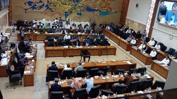 dpr_dan_pemerintah_sepakat_ruu_minerba_dibawa_ke_paripurna_besok