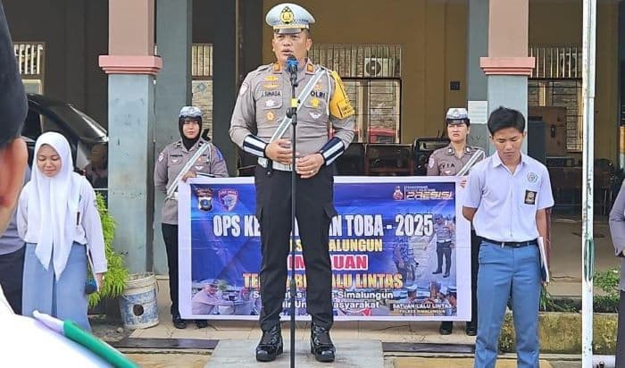 polres_simalungun_gelar_operasi_keselamatan_toba_2025_di_jalan_raya_dan_sekolah
