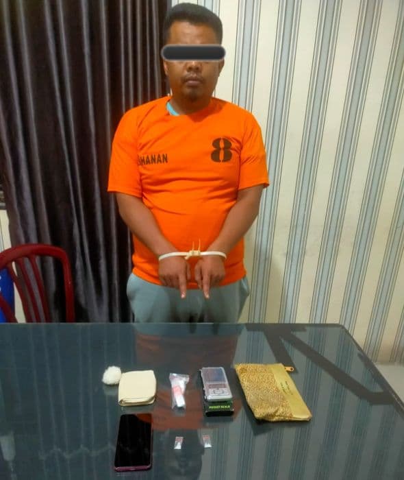 polres_tanah_karo_tangkap_pengedar_sabu_di_kabanjahe