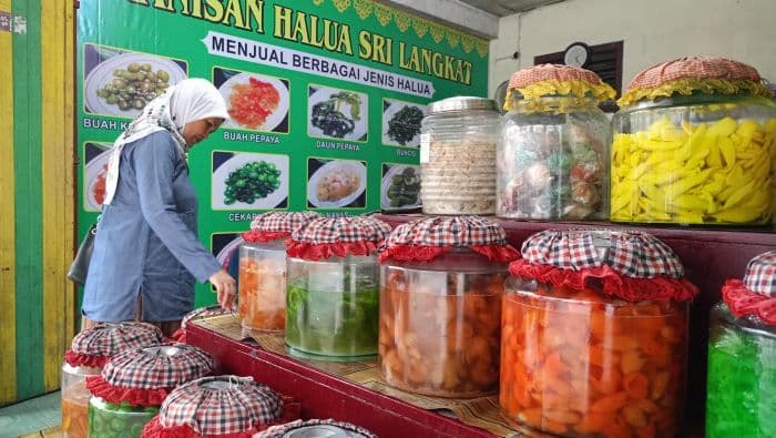 manisan_halua_camilan_khas_di_langkat_saat_puasa_dan_lebaran