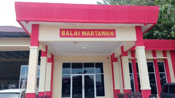 balai_wartawan_polda_sumut_digusur_jadi_gerai_bisnis_bhayangkari